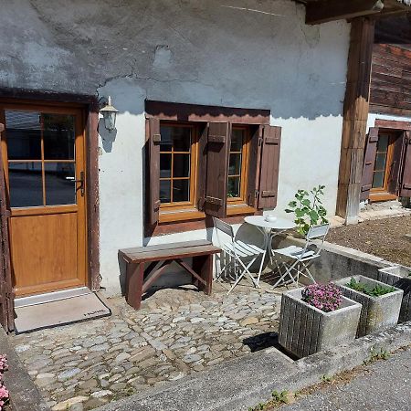 Appartement Voute En Gruyere Dans L'Intyamon Enney Buitenkant foto